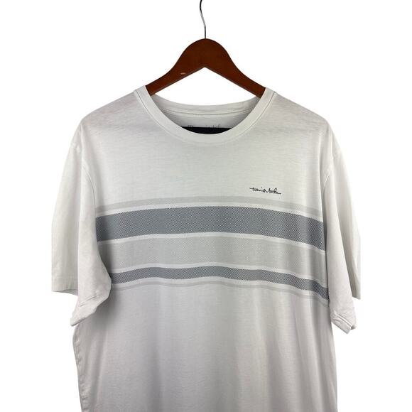 Men’s Travis Mathew’s Size XL White with Grey Design Golf Shirt. - Picture 1 of 4